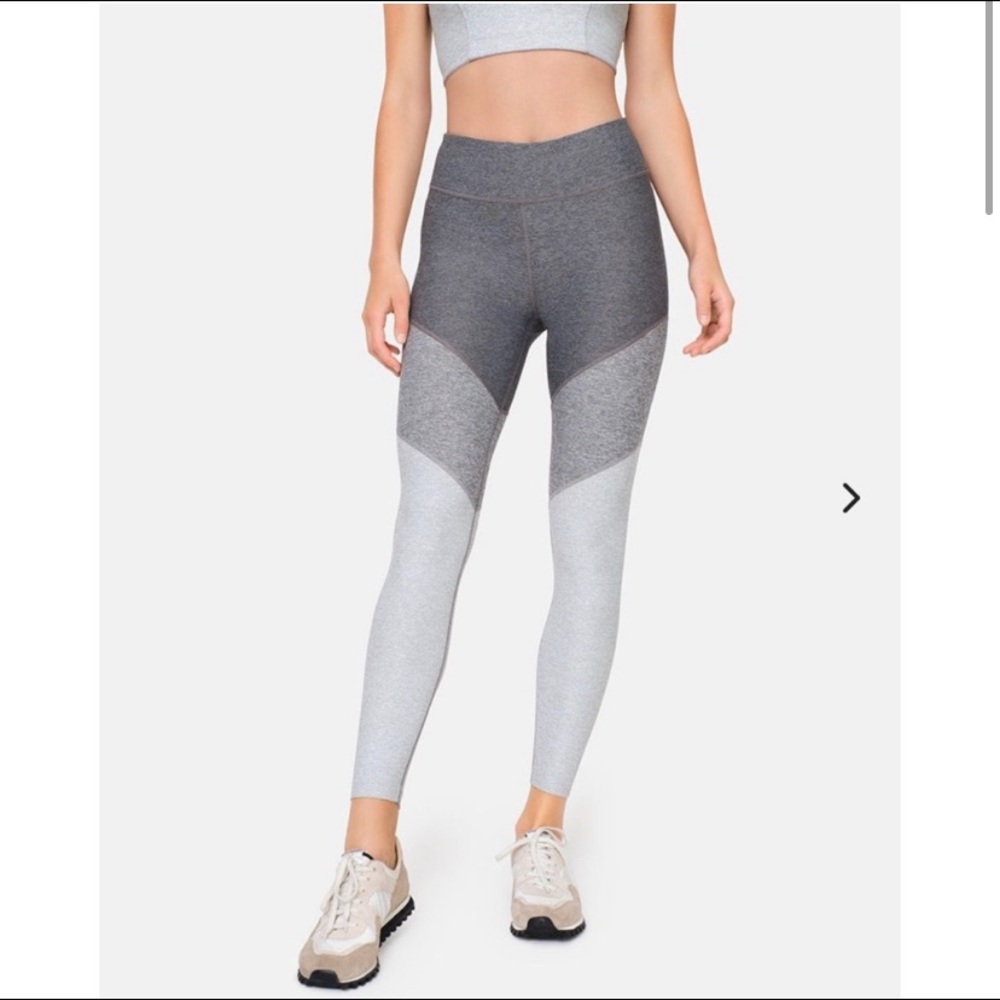 Outdoor Voices Sz XS 7/8 Springs Leggings Graphite